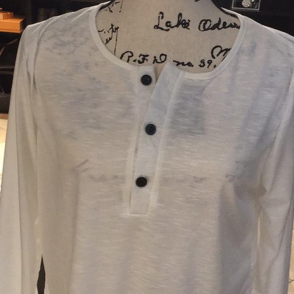 Long Sleeve Top - Picture 3 of 4